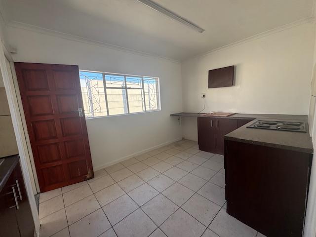To Let 3 Bedroom Property for Rent in Bothasig Western Cape